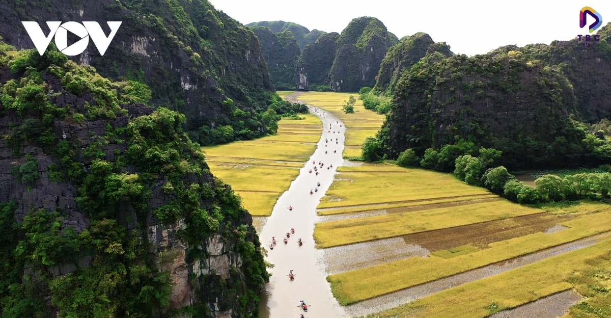 Tái hiện non nước Ninh Bình tuyệt đẹp trong MV của Quách Beem